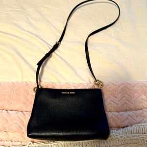 Michael Kors crossbody black. Barely used